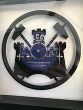 Laden Sie das Bild in den Galerie-Viewer, West Ham 'I'm Forever Blowing Bubbles' Decca Vinyl Record Art