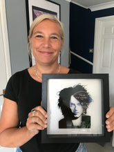 Afbeelding in Gallery-weergave laden, Robert Smith of The Cure - In Between Days - Vinyl Record Art 1985