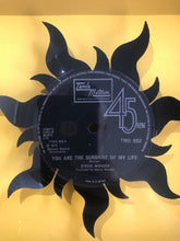 Charger l'image dans la galerie, Stevie Wonder - You Are the Sunshine of My Life - Motown Vinyl Record Art 1973
