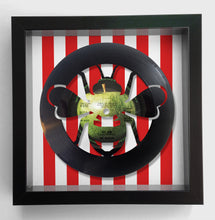 Laden Sie das Bild in den Galerie-Viewer, Brentford - Hey Jude by The Beatles - Original Vinyl Record Art 1968