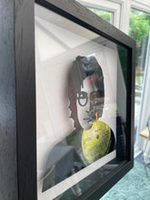 Laden Sie das Bild in den Galerie-Viewer, John Lennon - Shaved Fish - Vinyl Record Art 1975