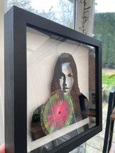 Laden Sie das Bild in den Galerie-Viewer, David Gilmour - Pink Floyd - Delicate Sound of Thunder - Vinyl Art 1988