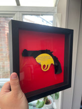 Cargar imagen en el visor de la galería, Planet Perfecto ‎– Bullet In The Gun Vinyl Record Art 1999