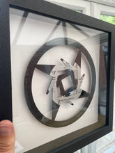 Load image into Gallery viewer, Metallica - Nothing Else Matters - Vinyl Record Art 1992