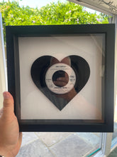 Charger l'image dans la galerie, Eric Clapton - Wonderful Tonight - Original Vinyl Record Art 1977