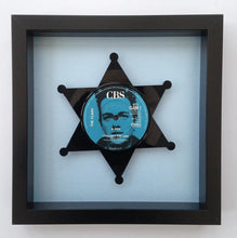 Cargar imagen en el visor de la galería, The Clash 'I Fought The Law' Joe Strummer Vinyl Record Art 1979