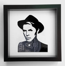Laden Sie das Bild in den Galerie-Viewer, David Bowie - Fashion - Original Vinyl Record Art 1980