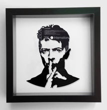 Cargar imagen en el visor de la galería, David Bowie - Scary Monsters - Original Vinyl Record Art 1980